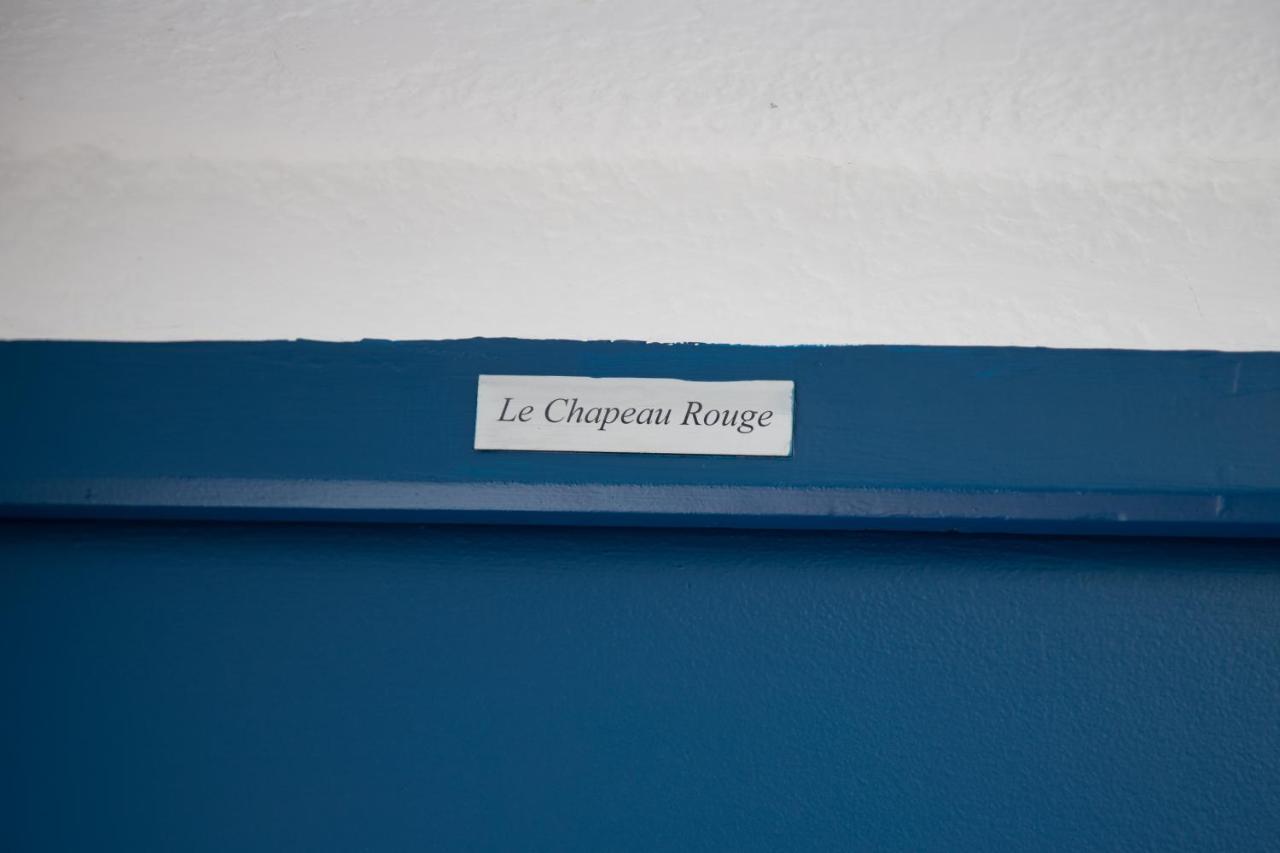 Le Chapeau Rouge Au Coeur Du Centre Historique Avignon Exterior photo
